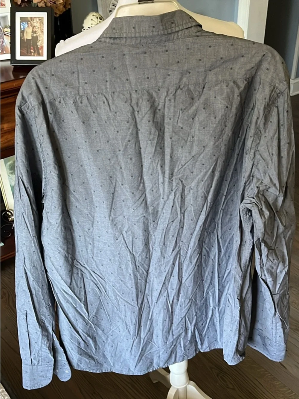 Banana Republic Men’s Light Blue Microdot Button-Down Shirt